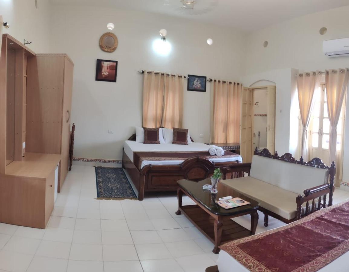 Shiva Ganges View Guest House Варанасі Екстер'єр фото