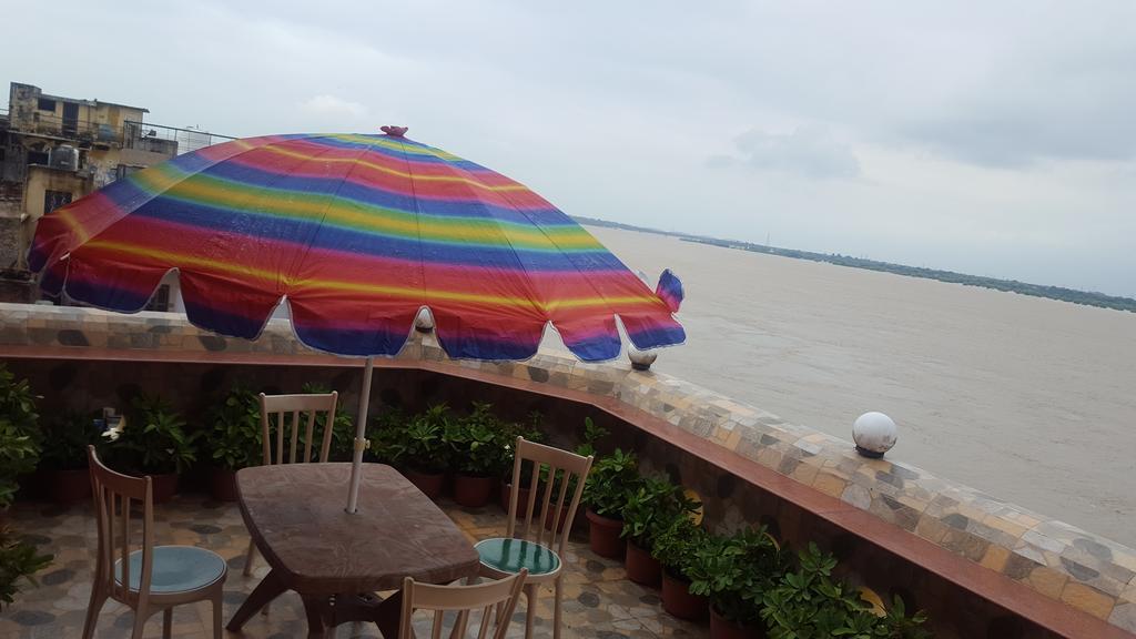 Shiva Ganges View Guest House Варанасі Екстер'єр фото